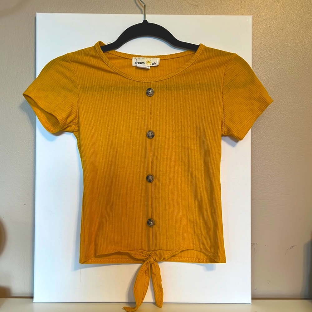 Dream Girl, Yellow